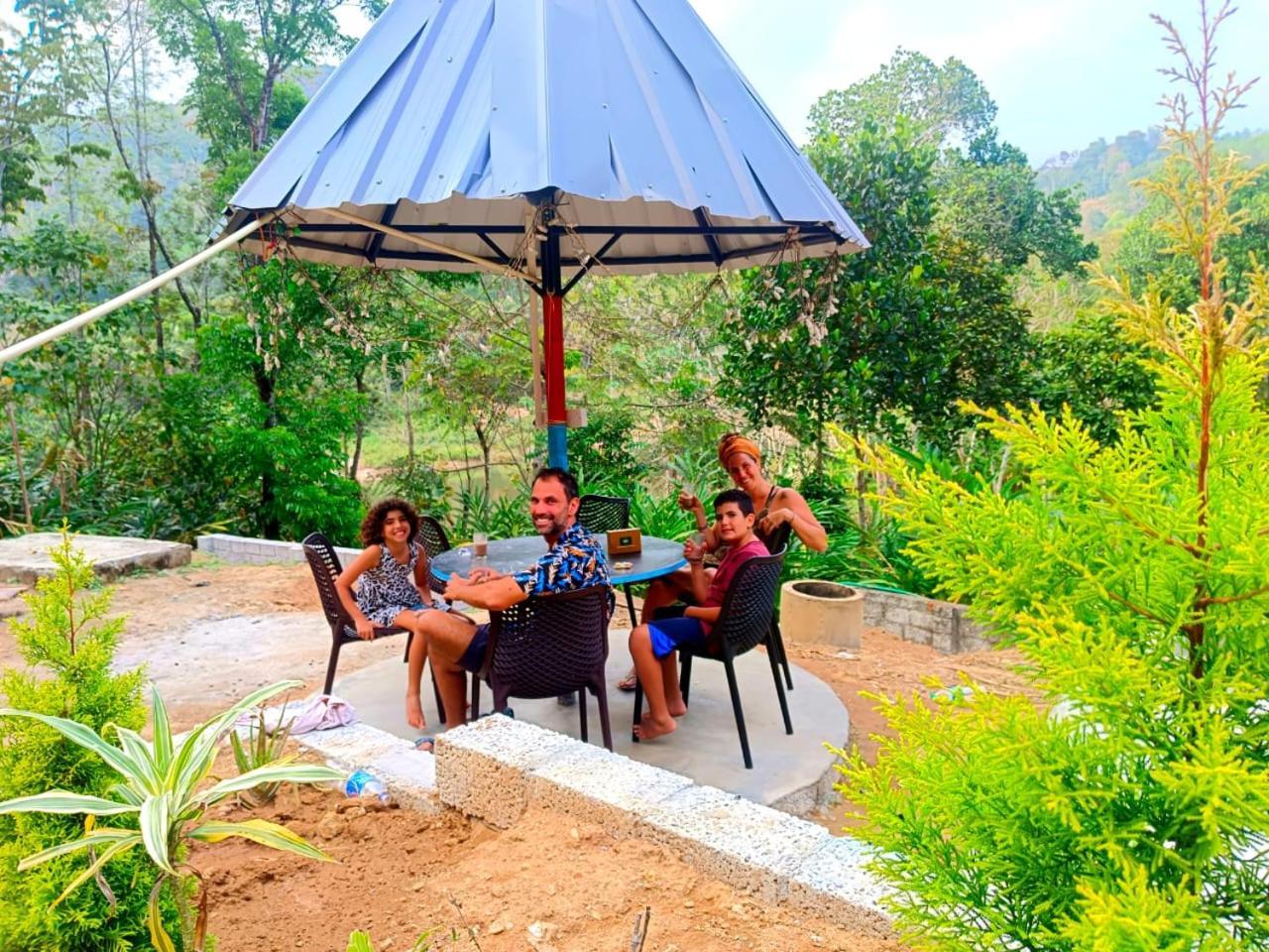 Mistey Valley Munnar Villa Anachal Exterior foto