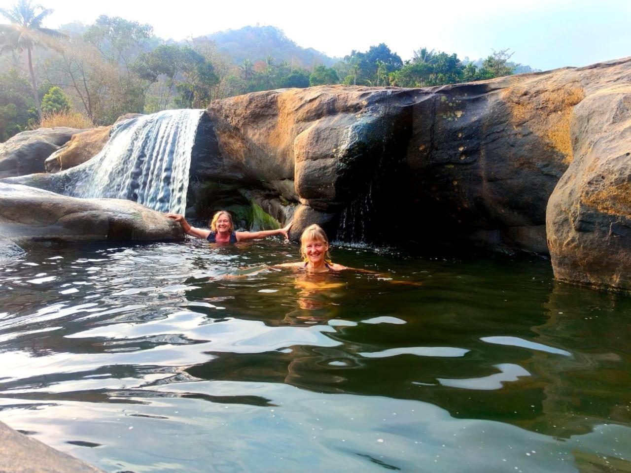 Mistey Valley Munnar Villa Anachal Exterior foto